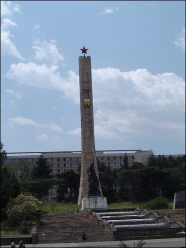 Communist statue.jpg